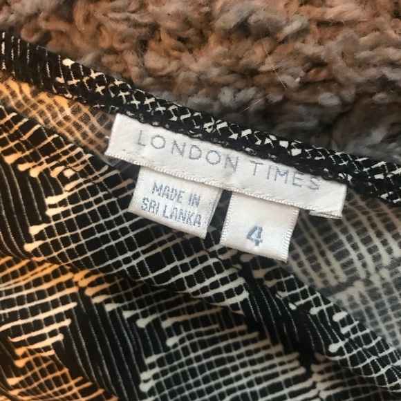 Cute business casual dress! - Picture 3 of 4